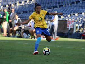 Amistosos da Seleção Feminina na Globo batem audiência da Copa América no SBT