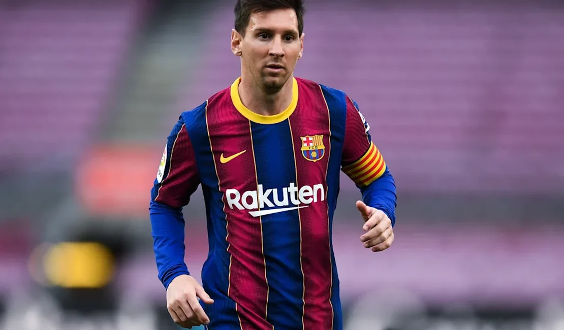 Barcelona anuncia a saída de Lionel Messi após 17 anos