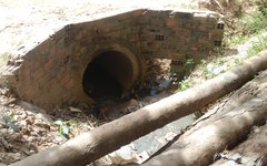 Falta saneamento básico no Conjunto Santa Tereza Verzeri