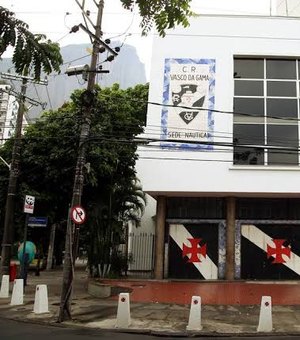 Vasco e Crefisa negociam para fechar venda do naming rights de São Januário