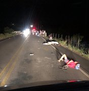 Colisão entre motocicletas e animal deixa três pessoas feridas