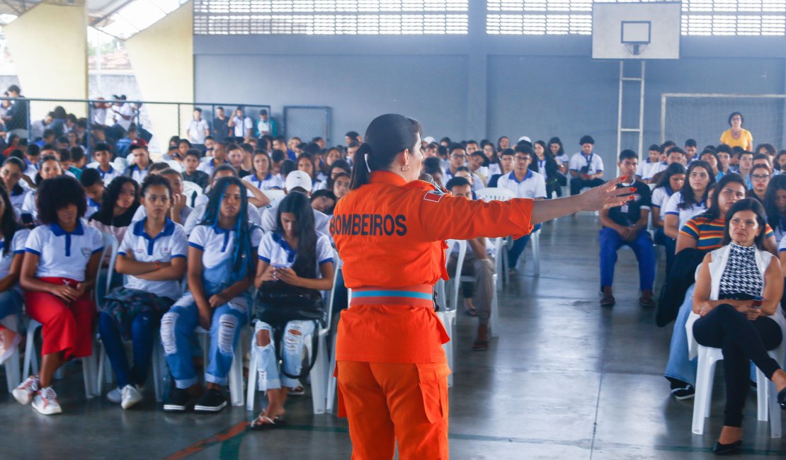 SSP promove palestras educativas em escola pública de Arapiraca