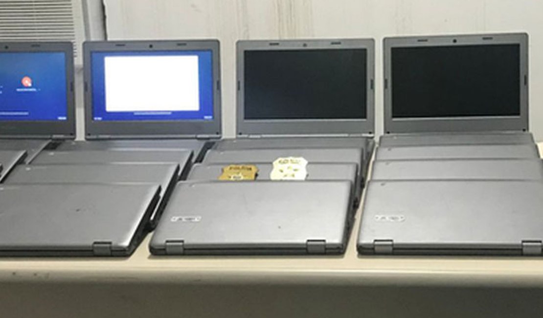 PC prende receptadores e recupera 26 notebooks furtados de escola em São Miguel dos Campos