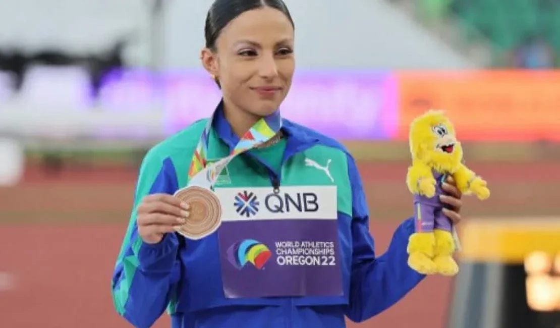 Letícia Oro Melo conquista medalha de bronze no salto em distância pelo Mundial de Atletismo