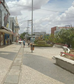 Loja é alvo de arrombamento e tem itens furtados em Arapiraca