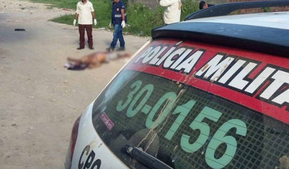 Mototaxista é morto a golpes de faca por 'suposto' cliente