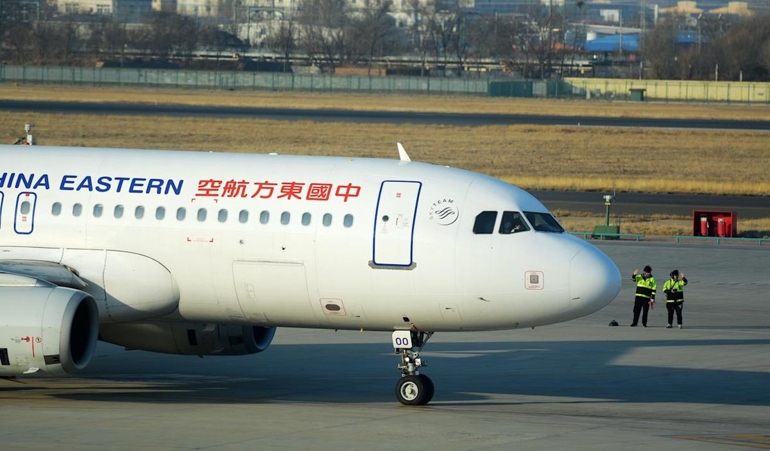 Não há sinal de sobreviventes: Avião com 132 pessoas cai no sul da China