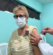Mais de 1200 doses de imunizantes foram aplicados durante mutirão de vacinação, em Arapiraca