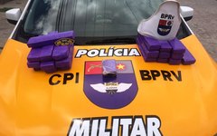 Dois menores de idade foram detidos com 21 tabletes de maconha em Piaçabuçu