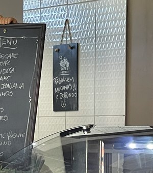 Cafeteria em Marechal Deodoro usa termo racista e causa revolta na internet