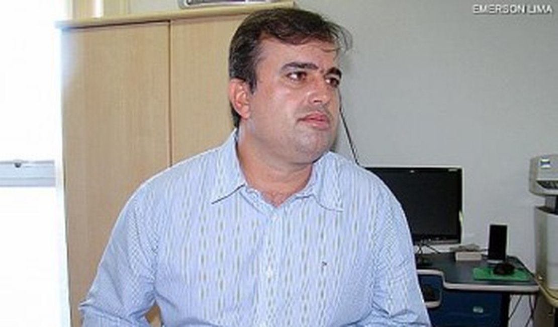 Delegado Rodrigo Cavalcanti desiste de candidatura a prefeito de Delmiro Gouveia e volta a 1ª DRP