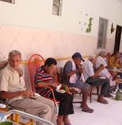 Atendendo mais de 50 idosos, Fundação Antônio Jorge reforça cuidados em Arapiraca