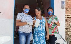 Famílias carentes de São Luiz do Quitunde recebem álcool em gel