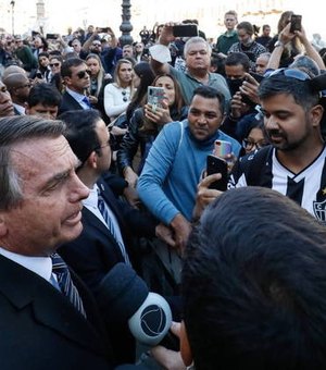 Bolsonaro diz ter ‘paraquedas reserva’ para viabilizar Auxílio Brasil