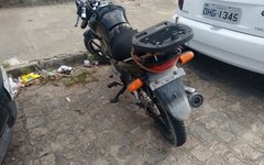 Moto havia sido roubada na manhã desta quarta no bairro do Antares