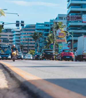 Prefeitura de Maceió incentiva população a evitar congestionamento na orla