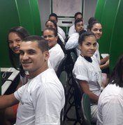 Moradores do Caxangá fazem curso de informática em Porto Calvo