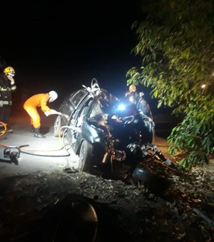 [Video] Colisão entre carro e veículo de abastecimento  deixa vítima fatal em Coruripe