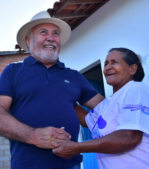 Prefeitura realiza o sonho da casa própria para mais duas famílias em São Sebastião