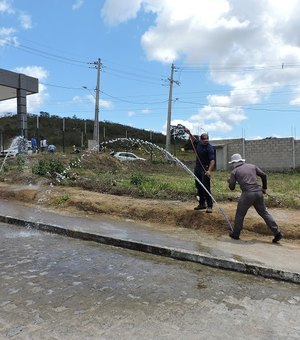 Casal localiza 21 ligações clandestinas de água durante fiscalização em condomínios de Arapiraca