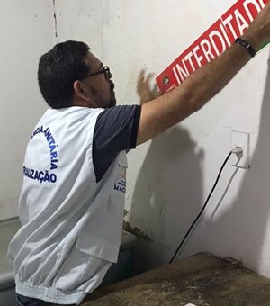 Vigilância Sanitária interdita restaurante na Ponta Verde por funcionamento irregular