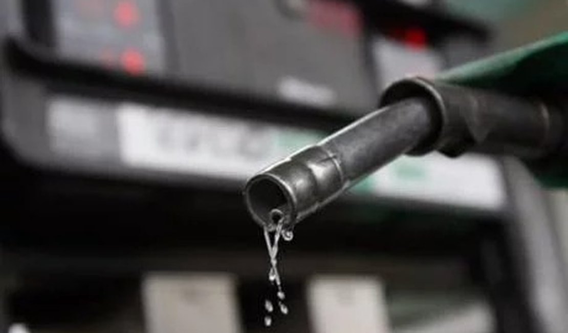 Preço da gasolina volta a cair em Arapiraca, mas segue mais caro que na capital 