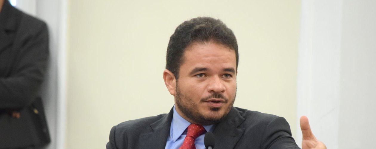 Marcelo Victor tem atuado para deputados não apoiarem Alfredo Gaspar