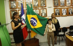 Eliana Cavalcanti recebe título de cidadã arapiraquense