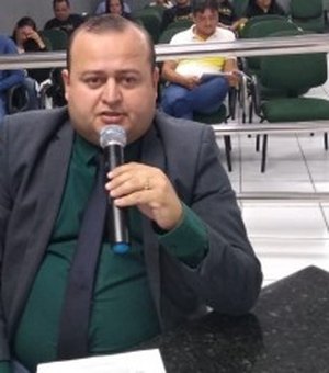 Léo Saturnino diz ter sido boicotado por prefeitura após posicionamento  