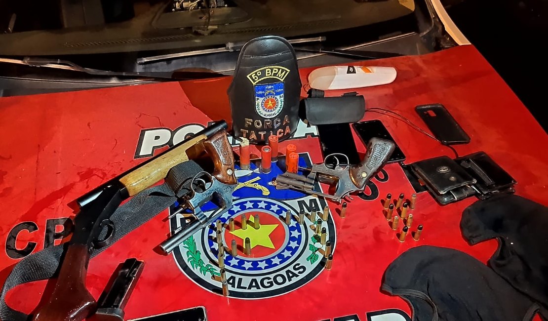Policial militar é preso com armas e balaclavas em Maceió