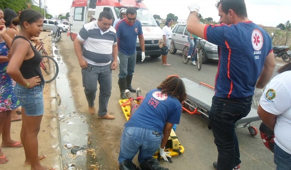 Motorista foge após deixar motociclista ferida em Arapiraca