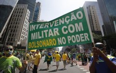 Militantes de direita pedem golpe militar na av. Paulista