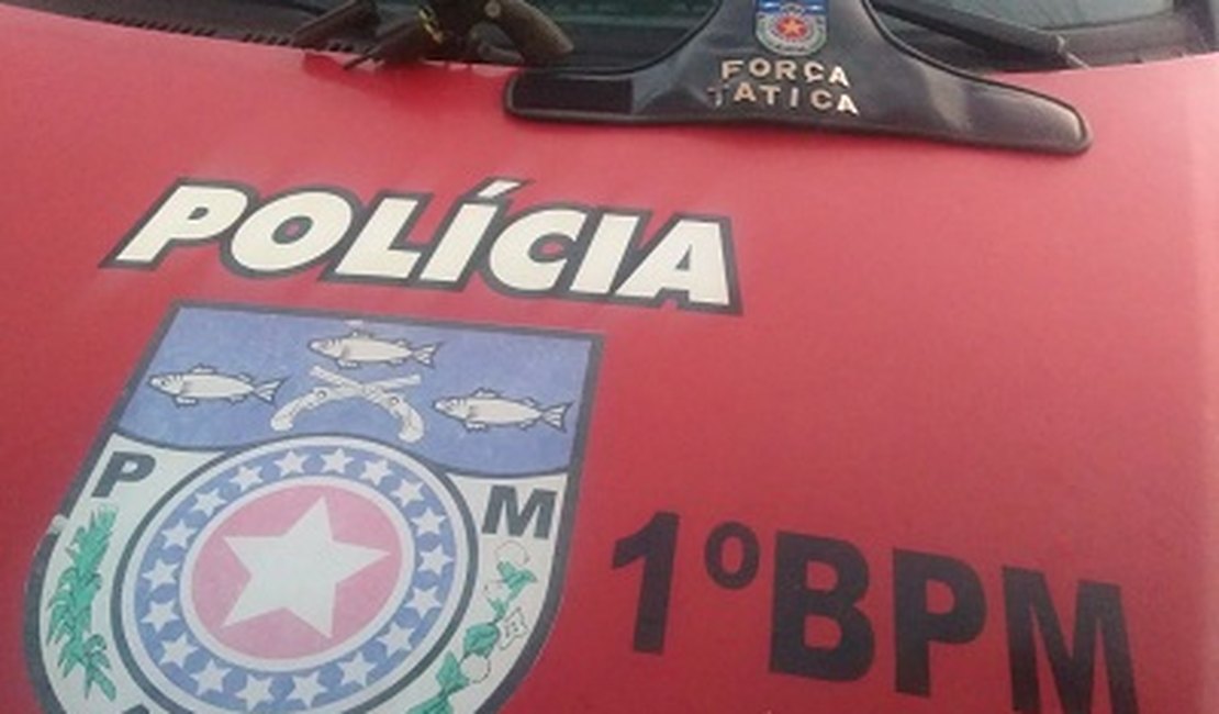Homem é preso com revólver em sede de torcida organizada em Maceió