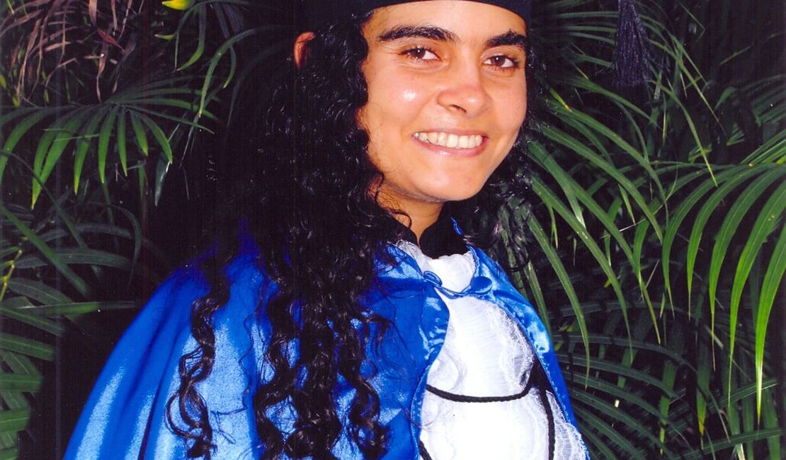 Alagoana vence preconceitos e é a primeira mulher da família a cursar doutorado