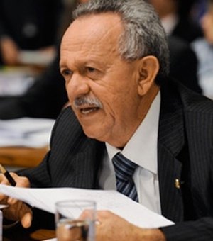 Senador Biu de Lira declara voto em favor do impeachment