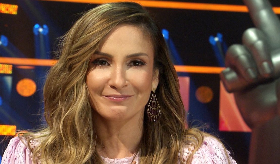 Claudia Leitte anuncia trio elétrico em Carnaval fora de época nos EUA