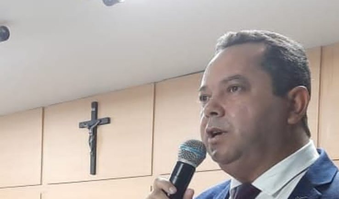 Prefeitura atende indicação de Márcio Canaã e reforma Portais de acesso à Arapiraca