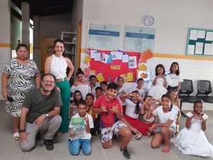 Escola Municipal realiza semanário de leitura e projeta o Centenário de Arapiraca