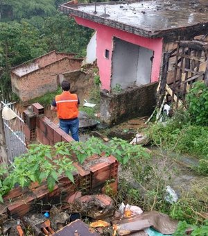Defesa Civil monitora áreas de risco de Maceió