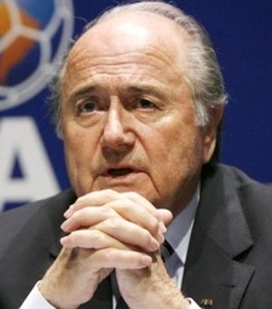 Executivo processa Fifa e diz que sorteios da Copa do Mundo são manipulados