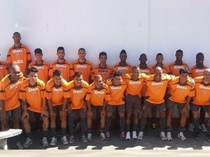 CRB apresenta elenco e inicia exames biométricos