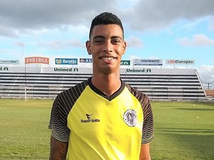 Ex-ASA explica discussão com Gabigol e afirma: 'Faltou um pouco humildade'