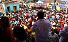 Em domingo movimentado, Senador Renan percorre seis municípios