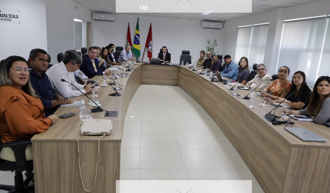 Regularização fundiária e saneamento básico em Delmiro Gouveia são discutidos nesta segunda no MP