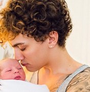 Primeiro filho do youtuber Christian Figueiredo nasce, em parto no chuveiro 