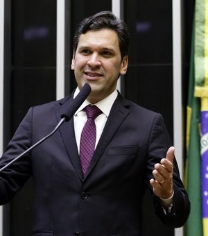 Isnaldo Bulhões desiste de tentar ser o candidato de Renan Filho para o governo