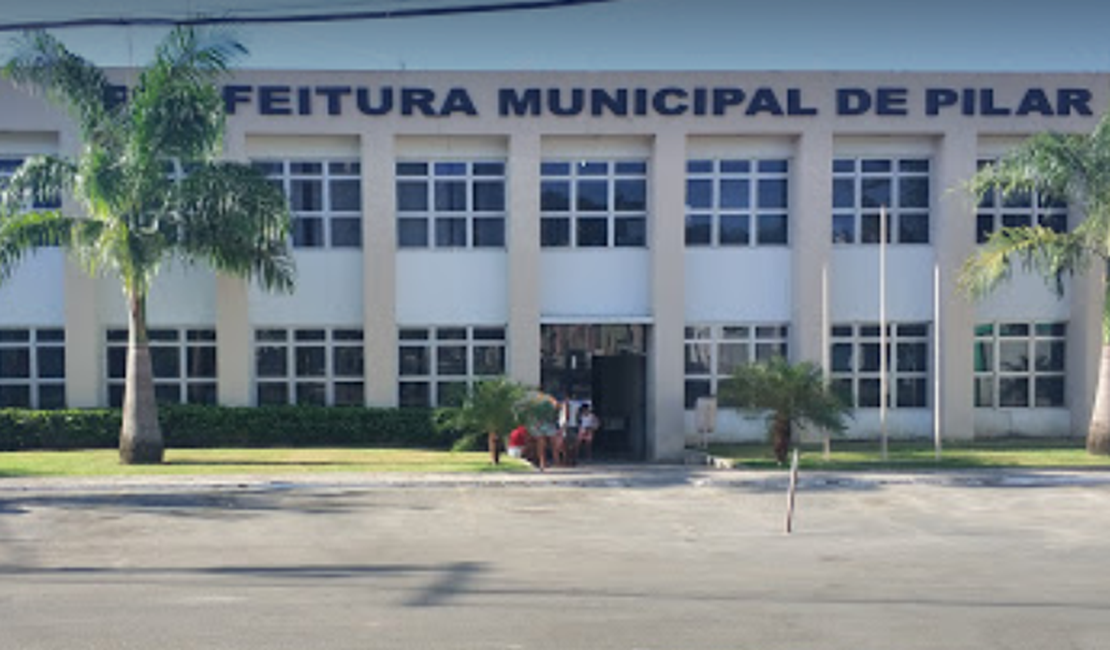 Prefeitura de Pilar retifica edital de concurso público e acrescenta vagas