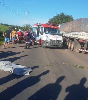 Colisão entre motocicletas deixa um morto na AL 220, em Arapiraca