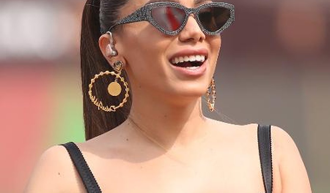 Anitta promete live com músicas antigas se Babu e Mari ficarem no BBB 20