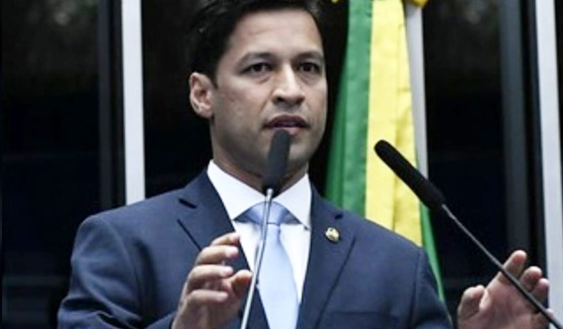União Brasil tem dificuldade em enquadrar parlamentares ao governo; em AL, Cunha e Alfredo são críticos de Lula